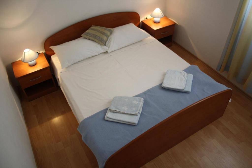 Apartments Leo 돈제페트레케인 외부 사진